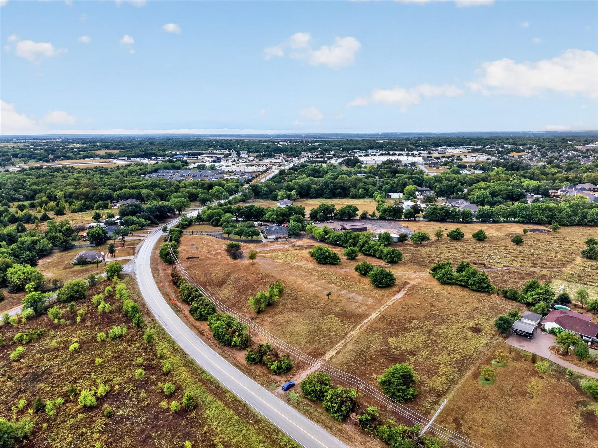 main property photo 16