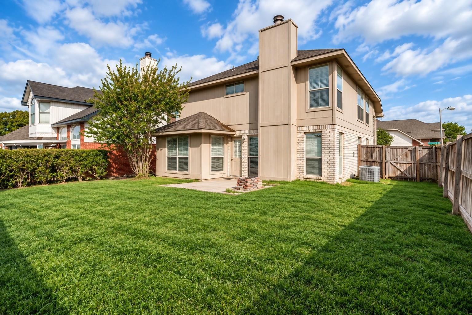 main property photo 22
