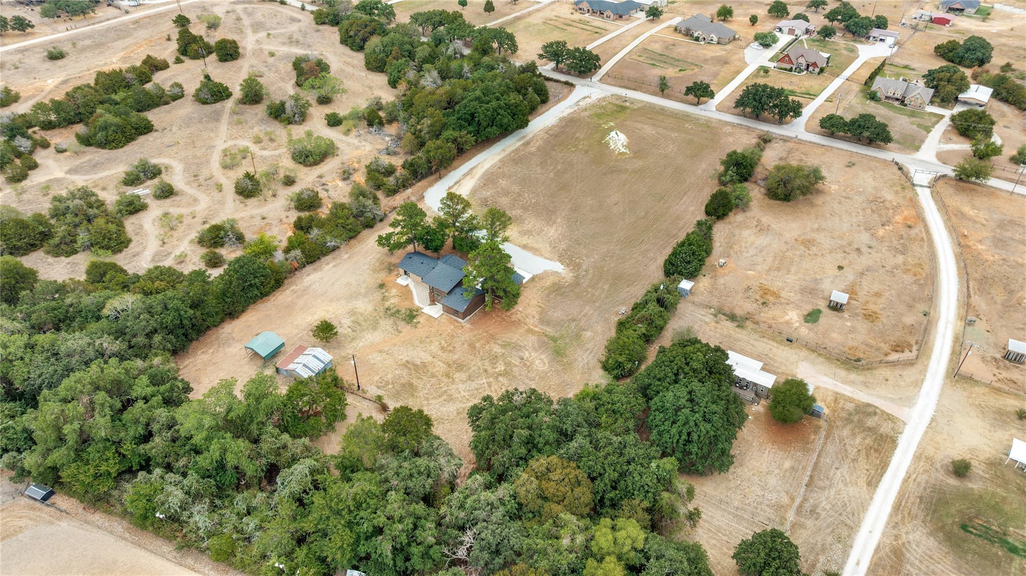 main property photo 31