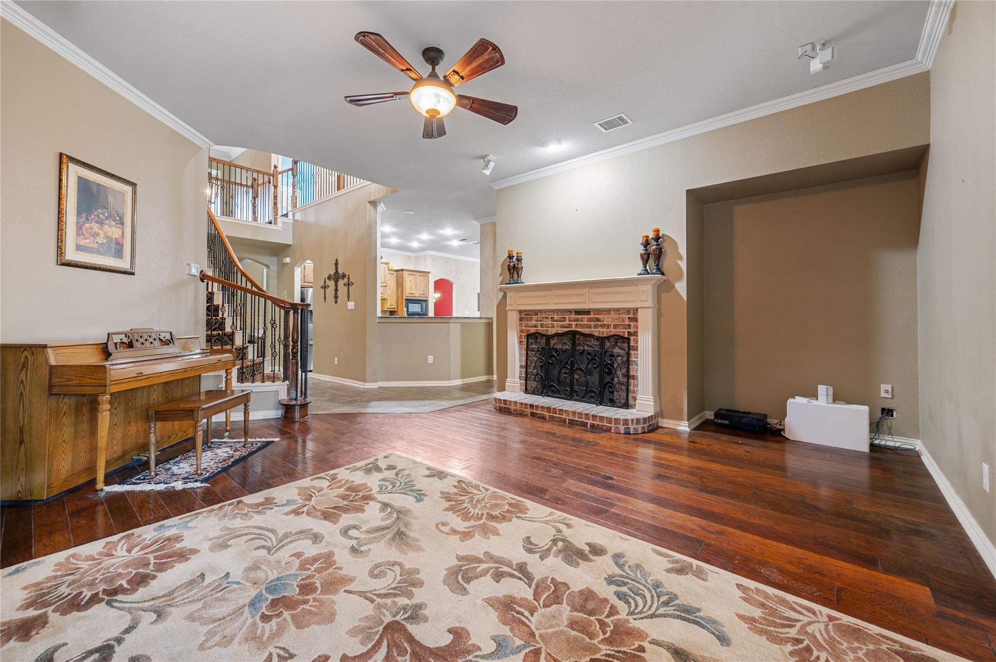 main property photo 4