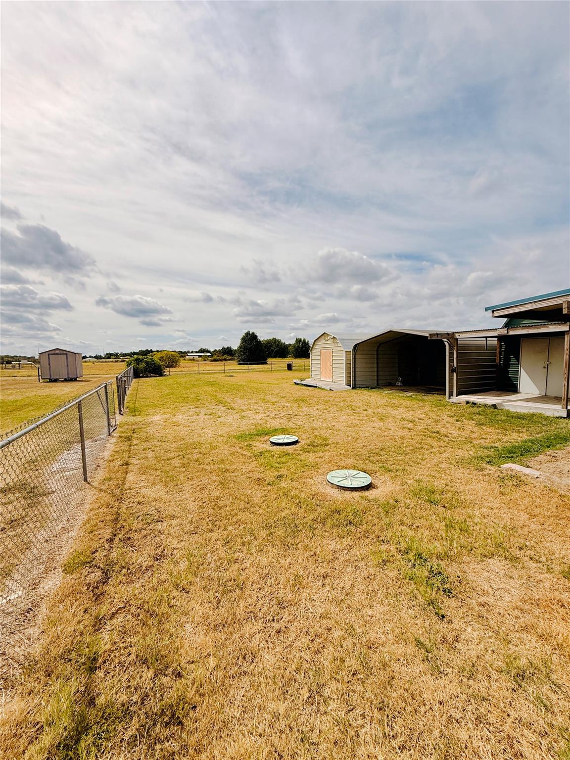 main property photo 27