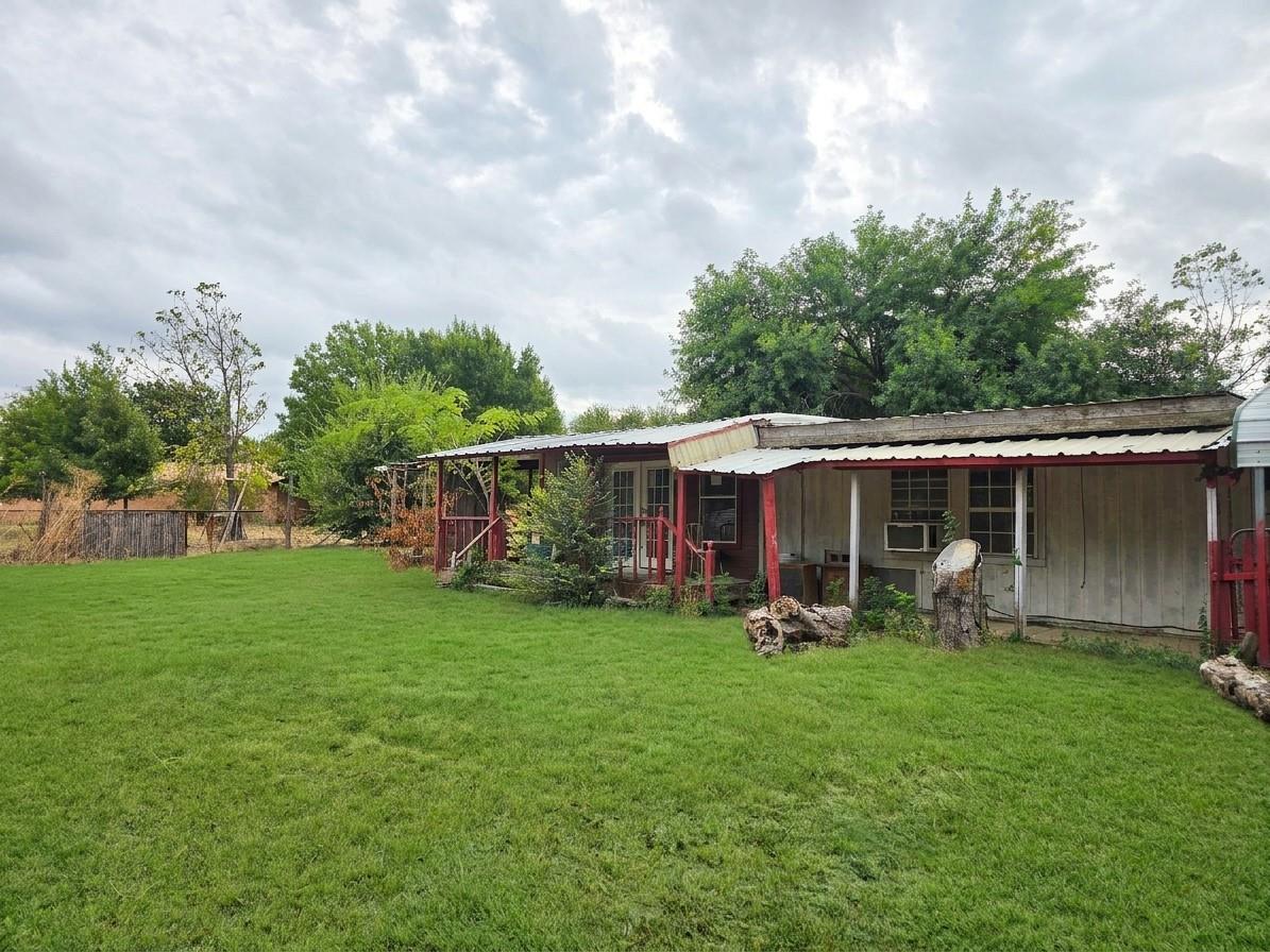 main property photo 17