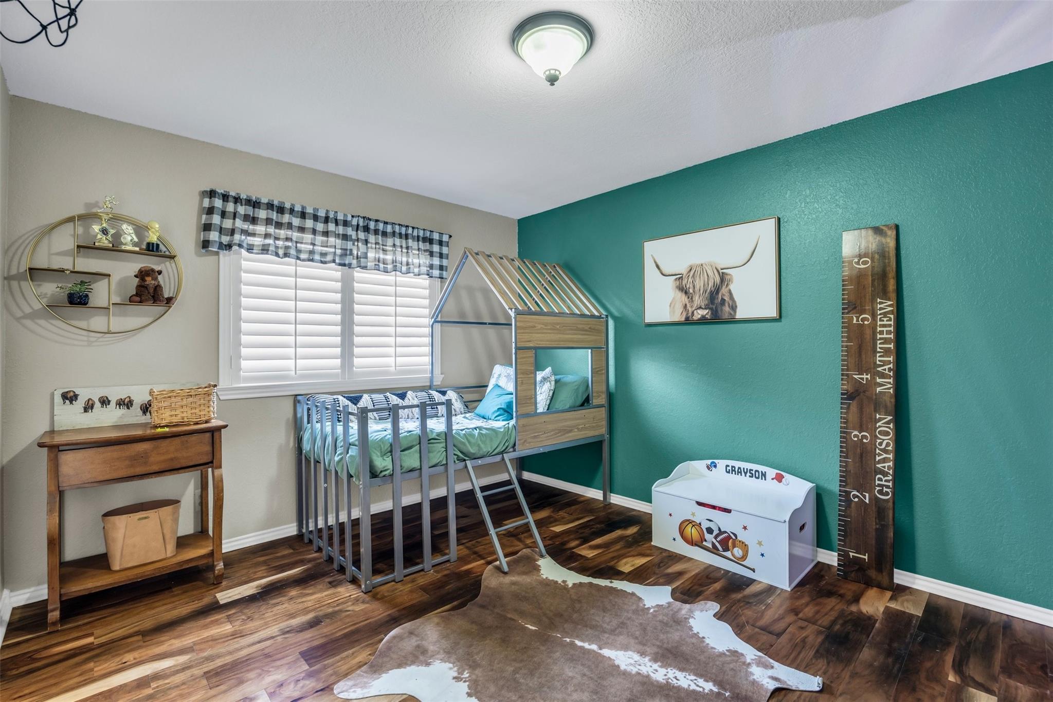 main property photo 17