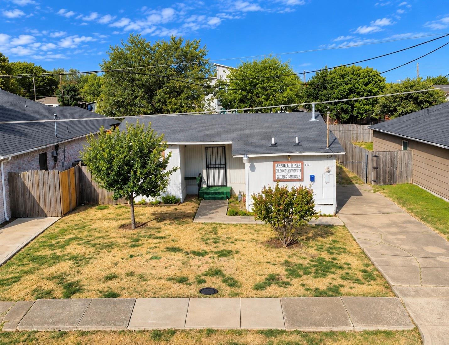 main property photo 26