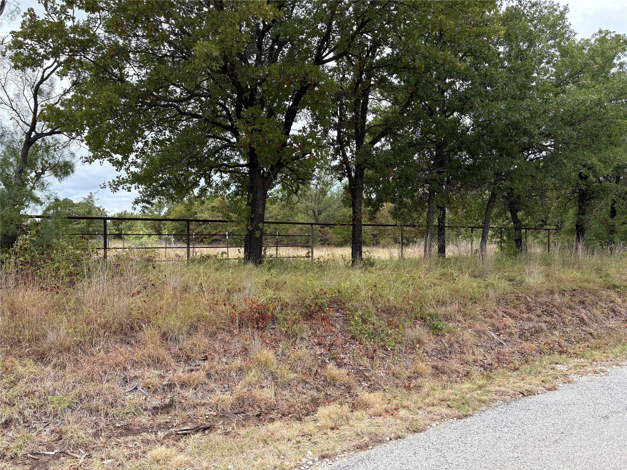 main property photo 8