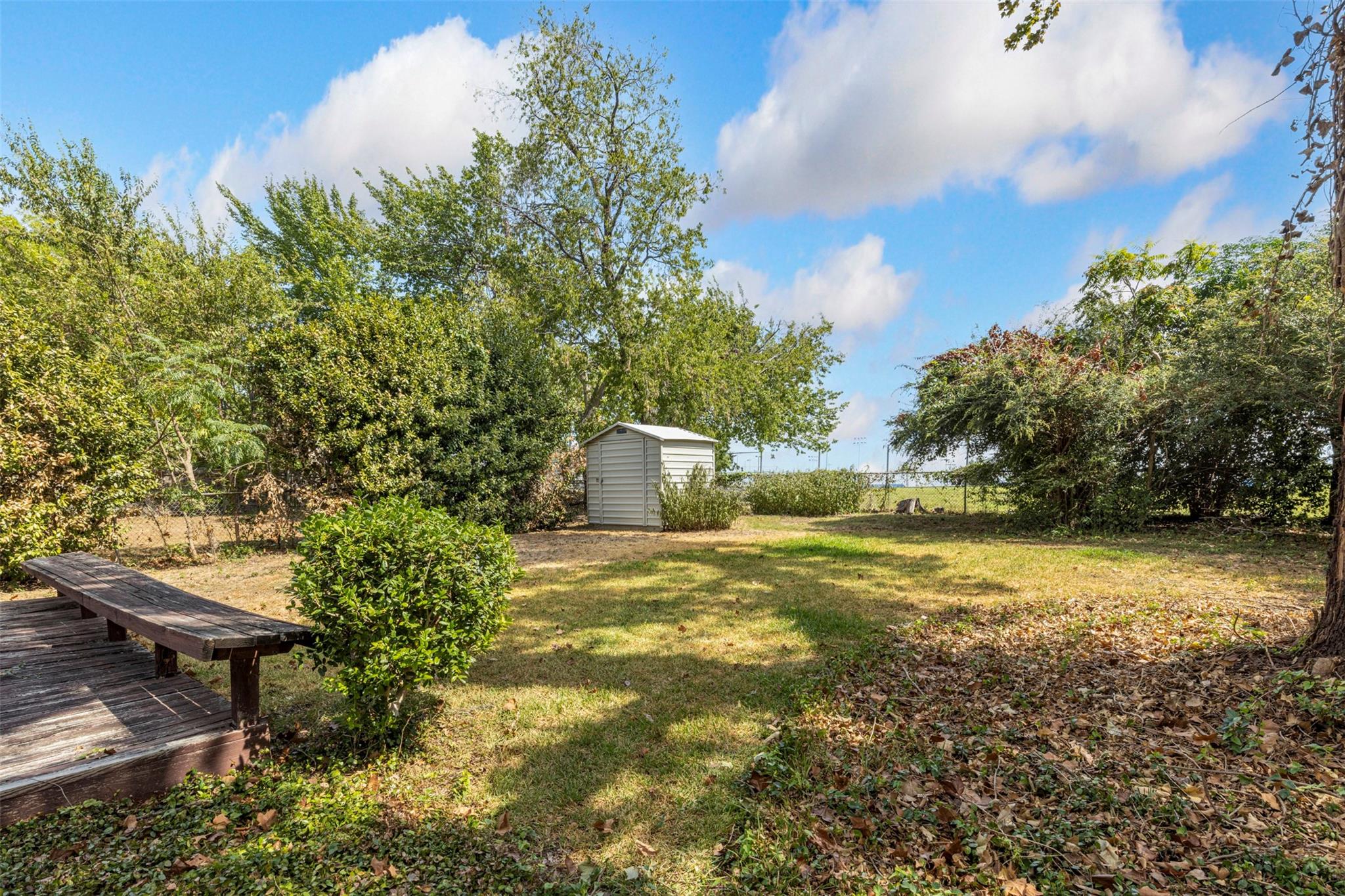 main property photo 23