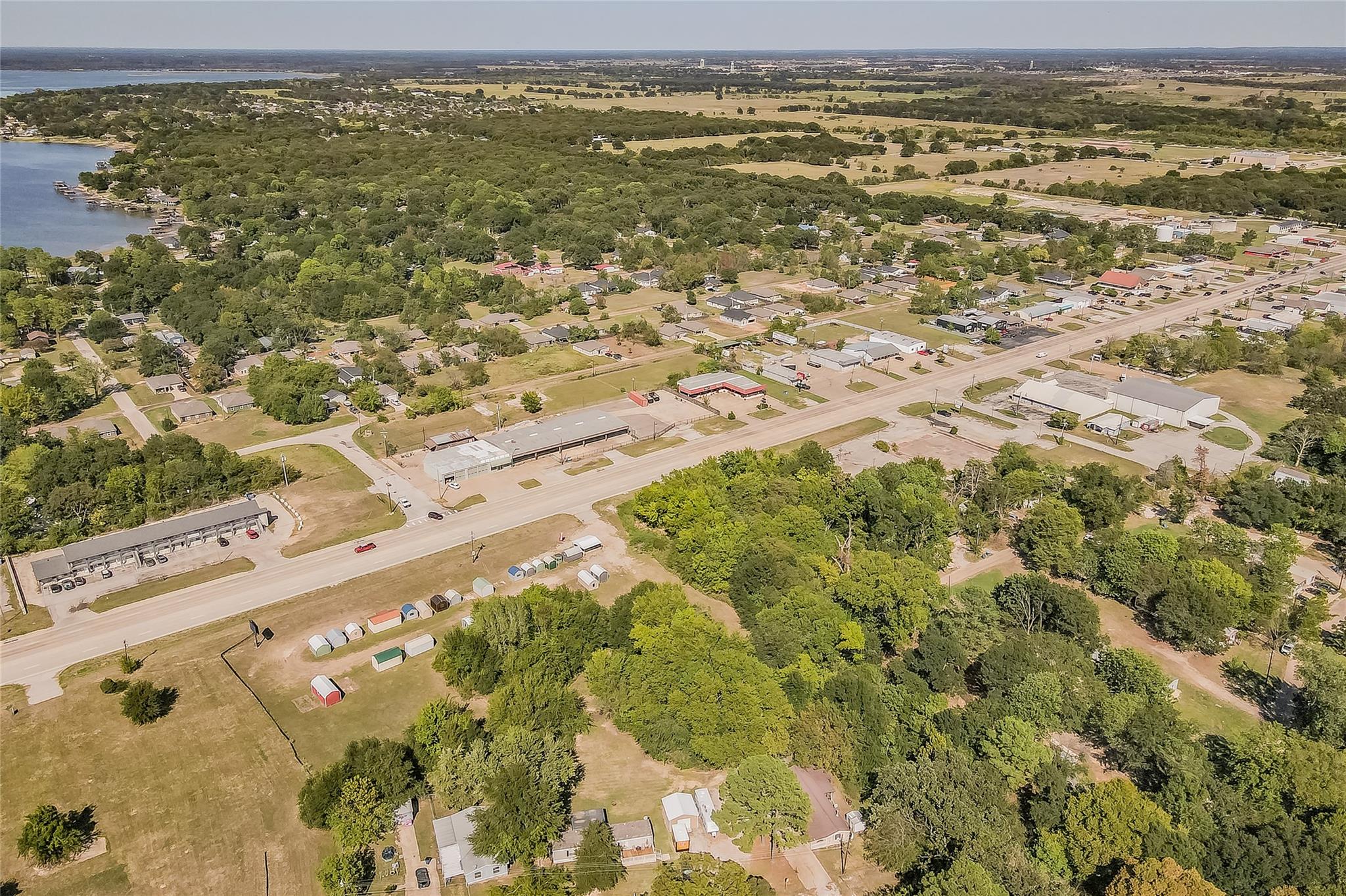 main property photo 17