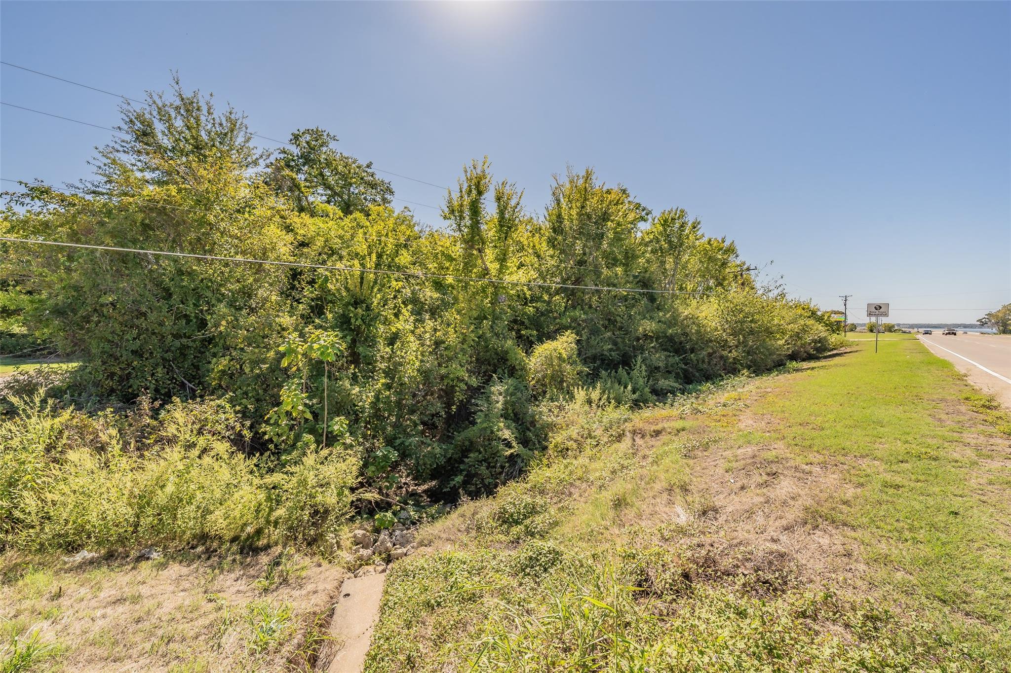 main property photo 24