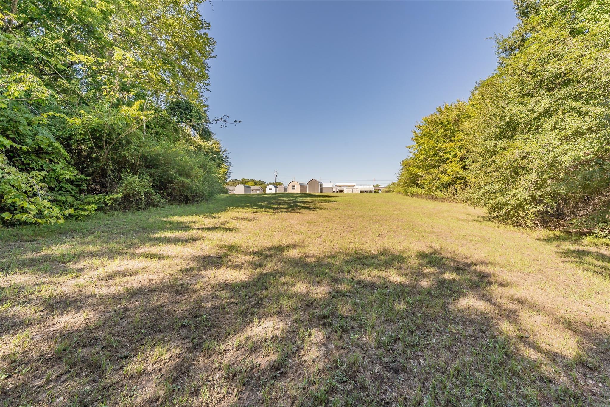 main property photo 25