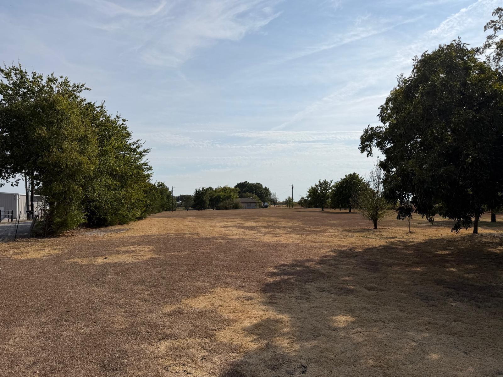 main property photo 33
