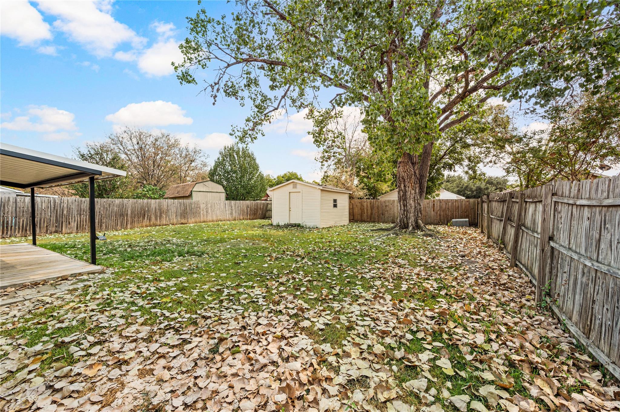 main property photo 20