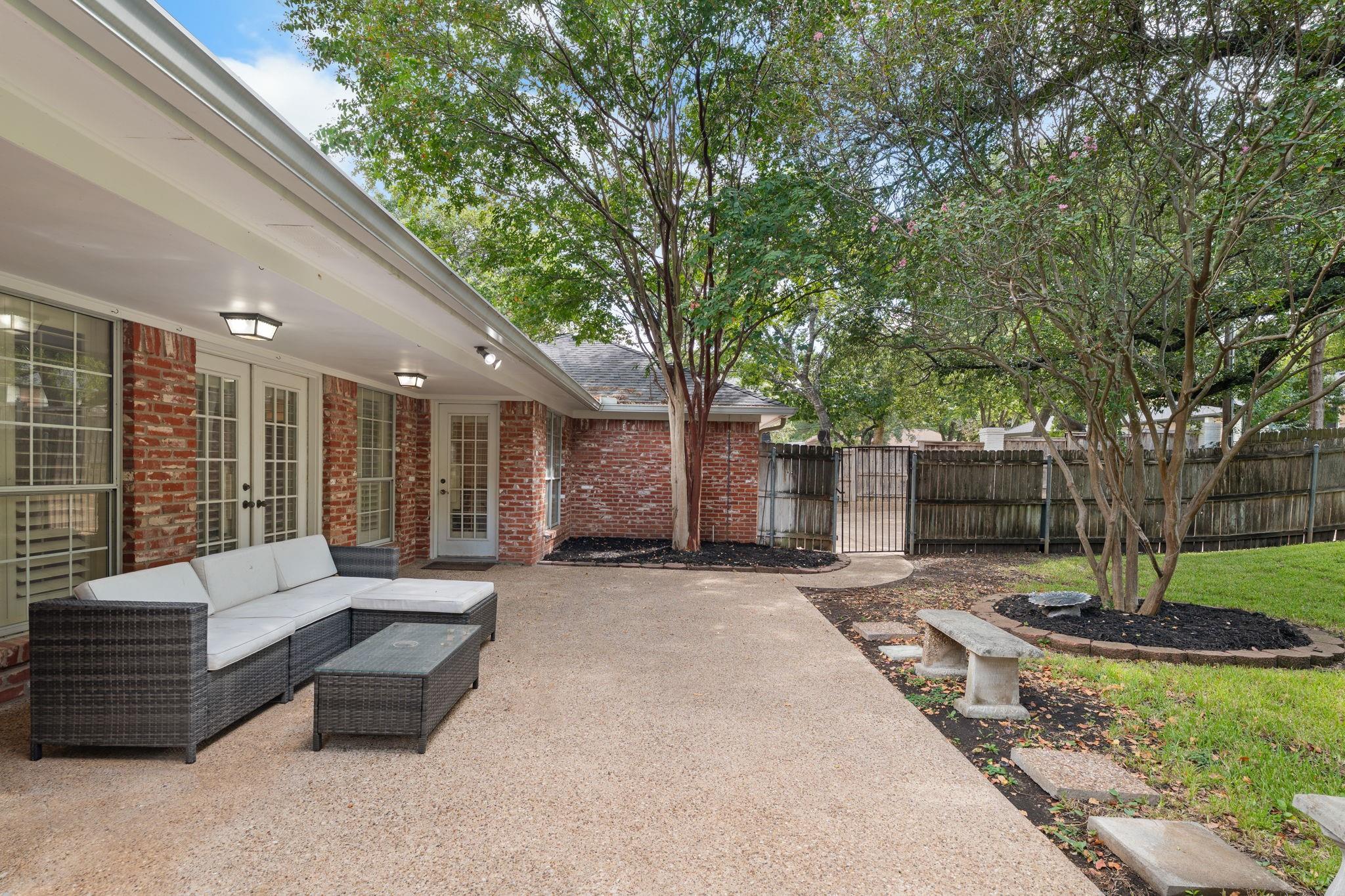 main property photo 32