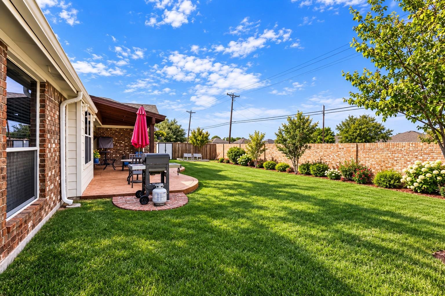 main property photo 25