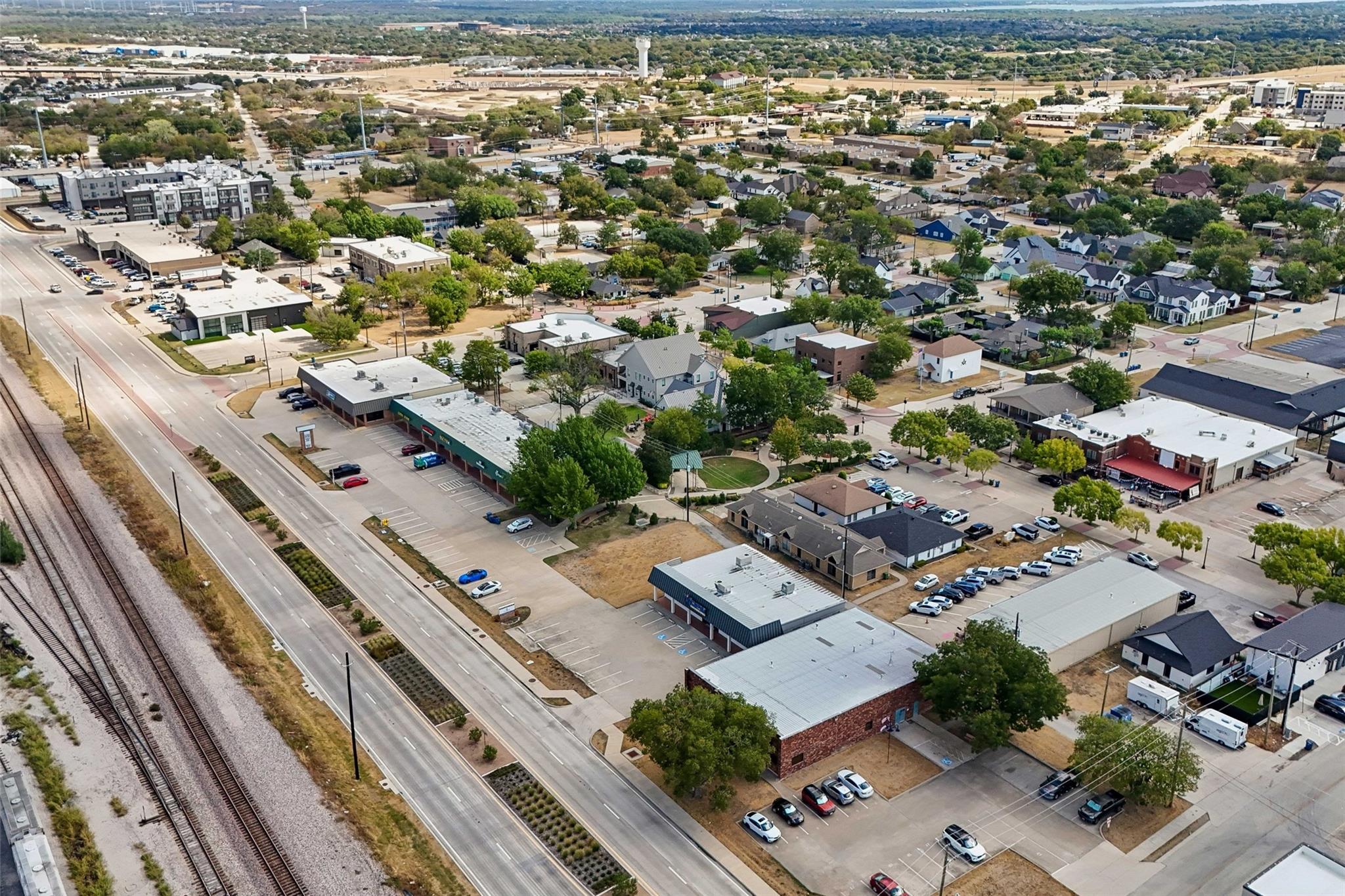 main property photo 24