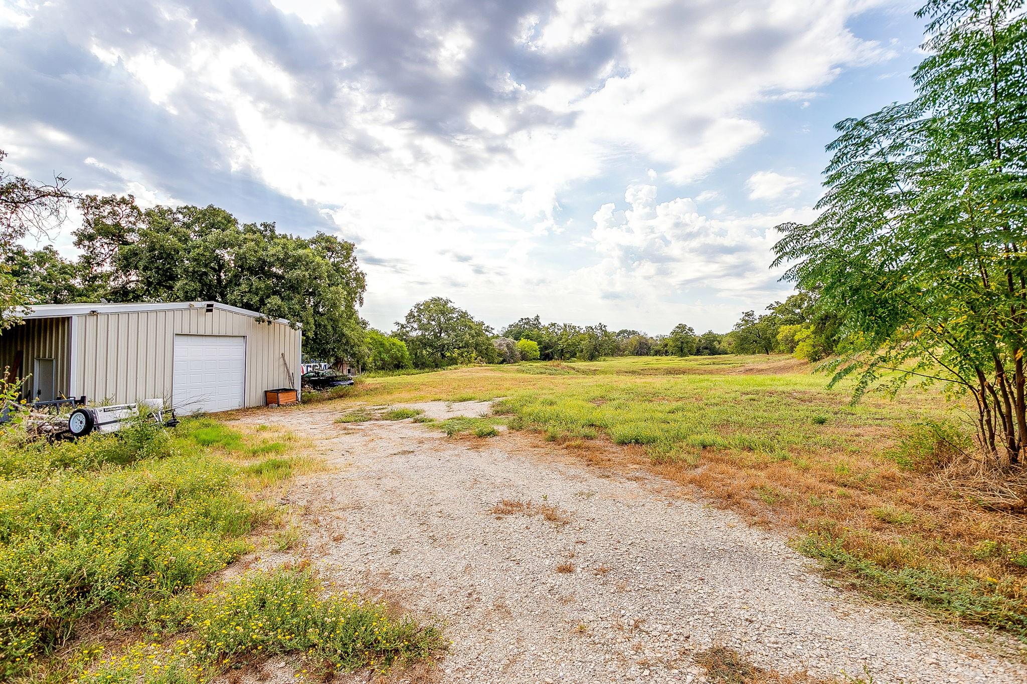 main property photo 15