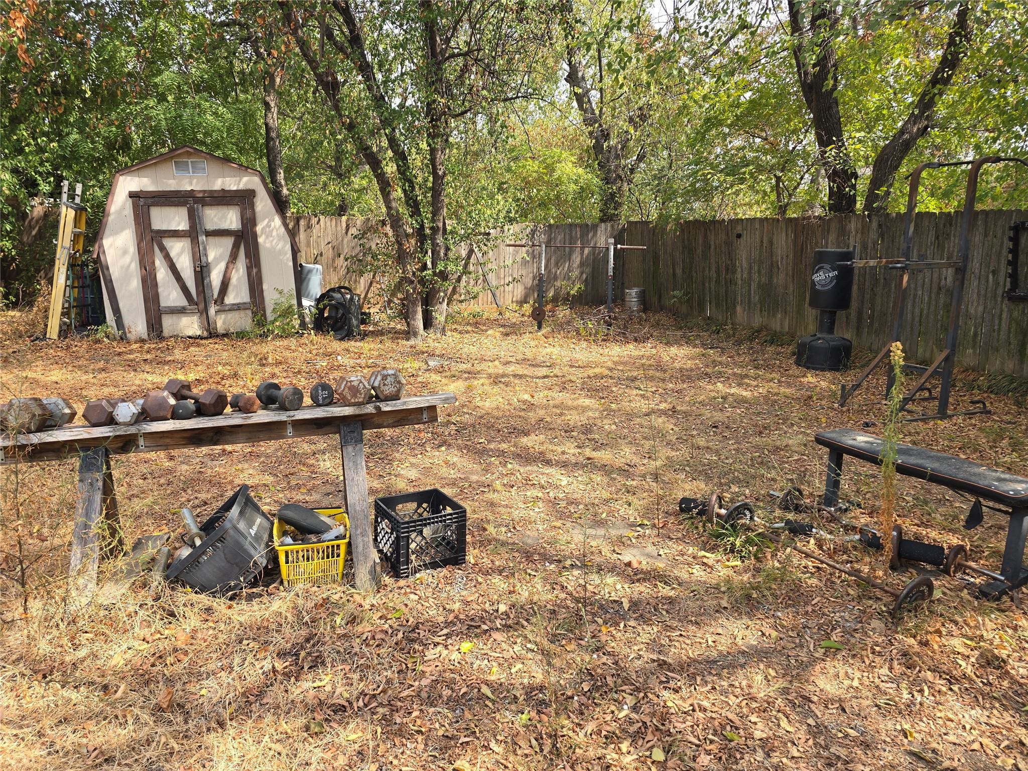 main property photo 12