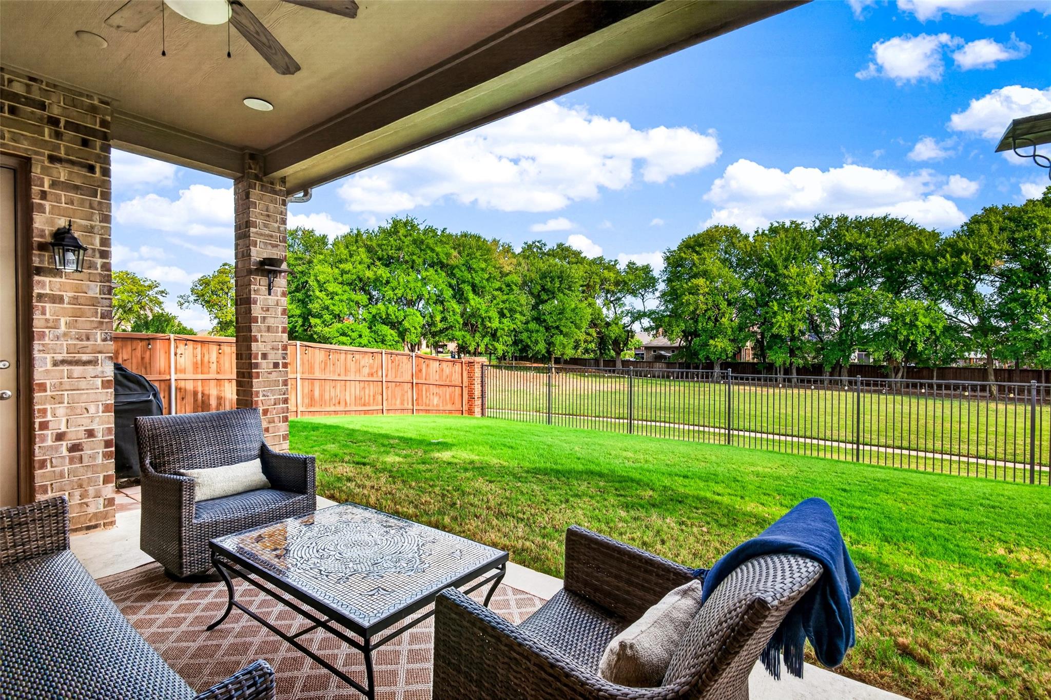 main property photo 36