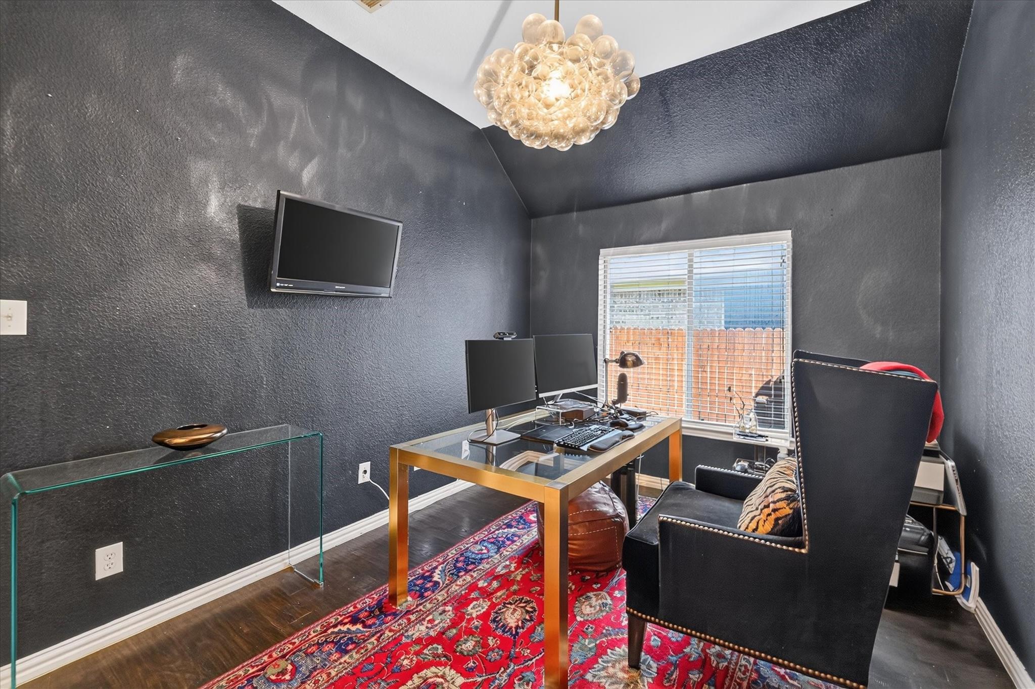 main property photo 18