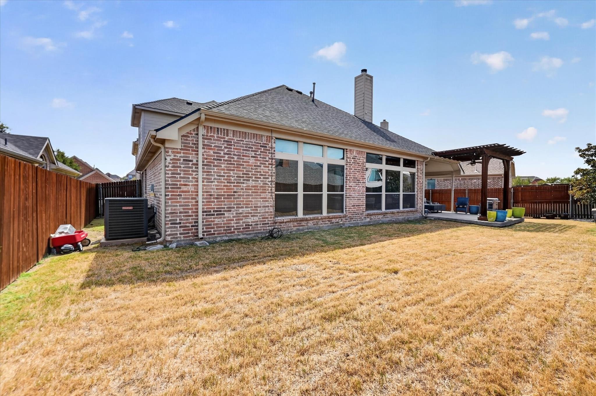 main property photo 31
