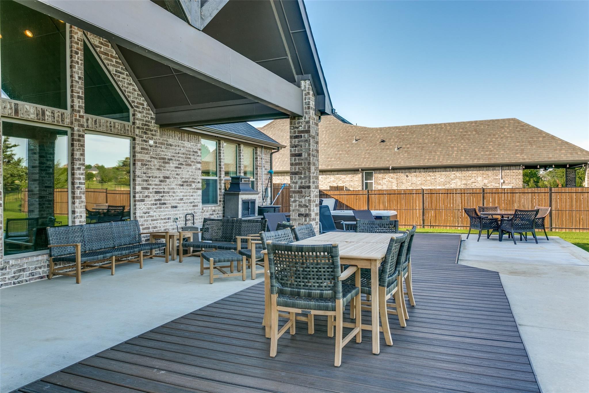 main property photo 27