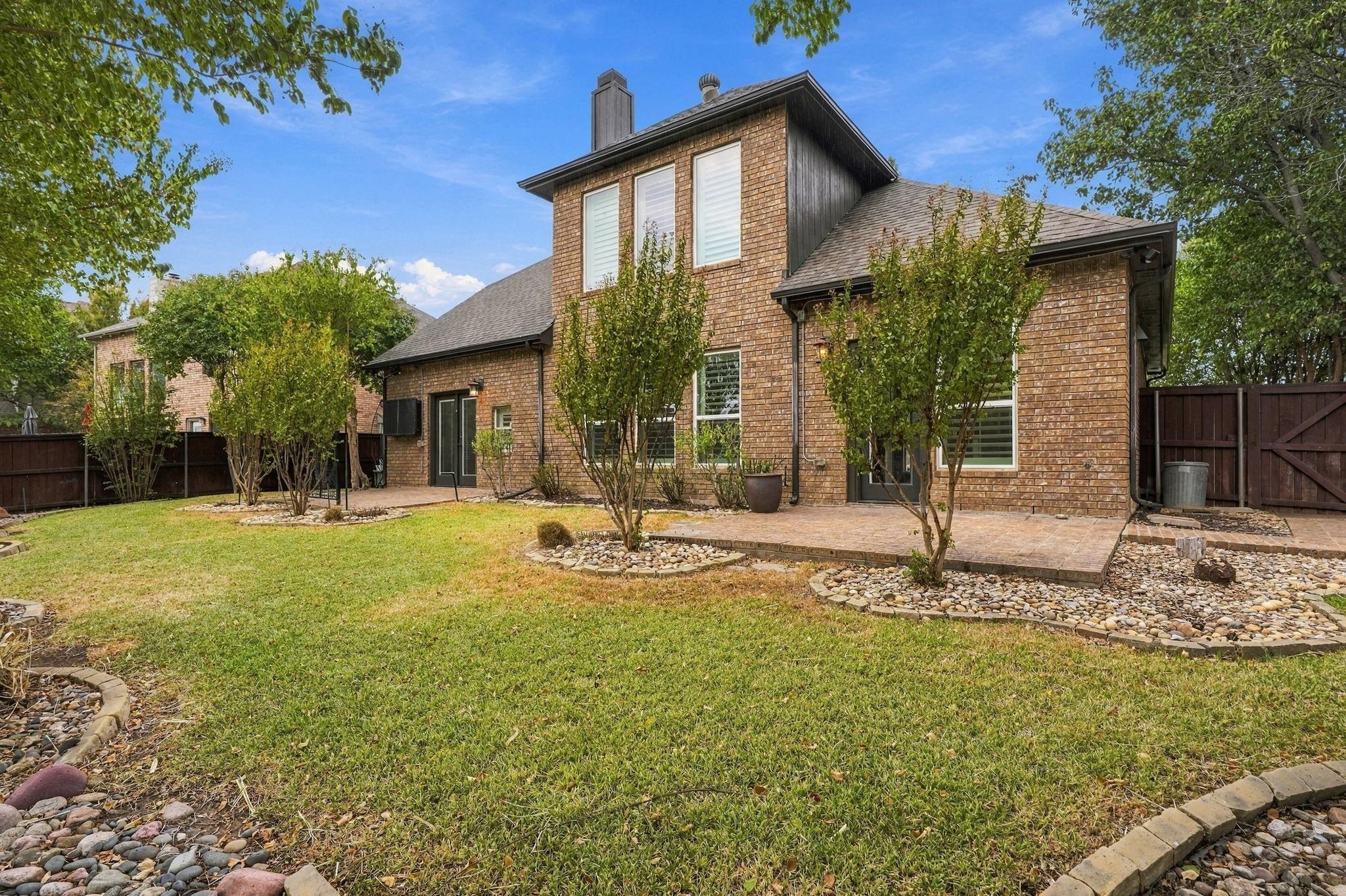 main property photo 2