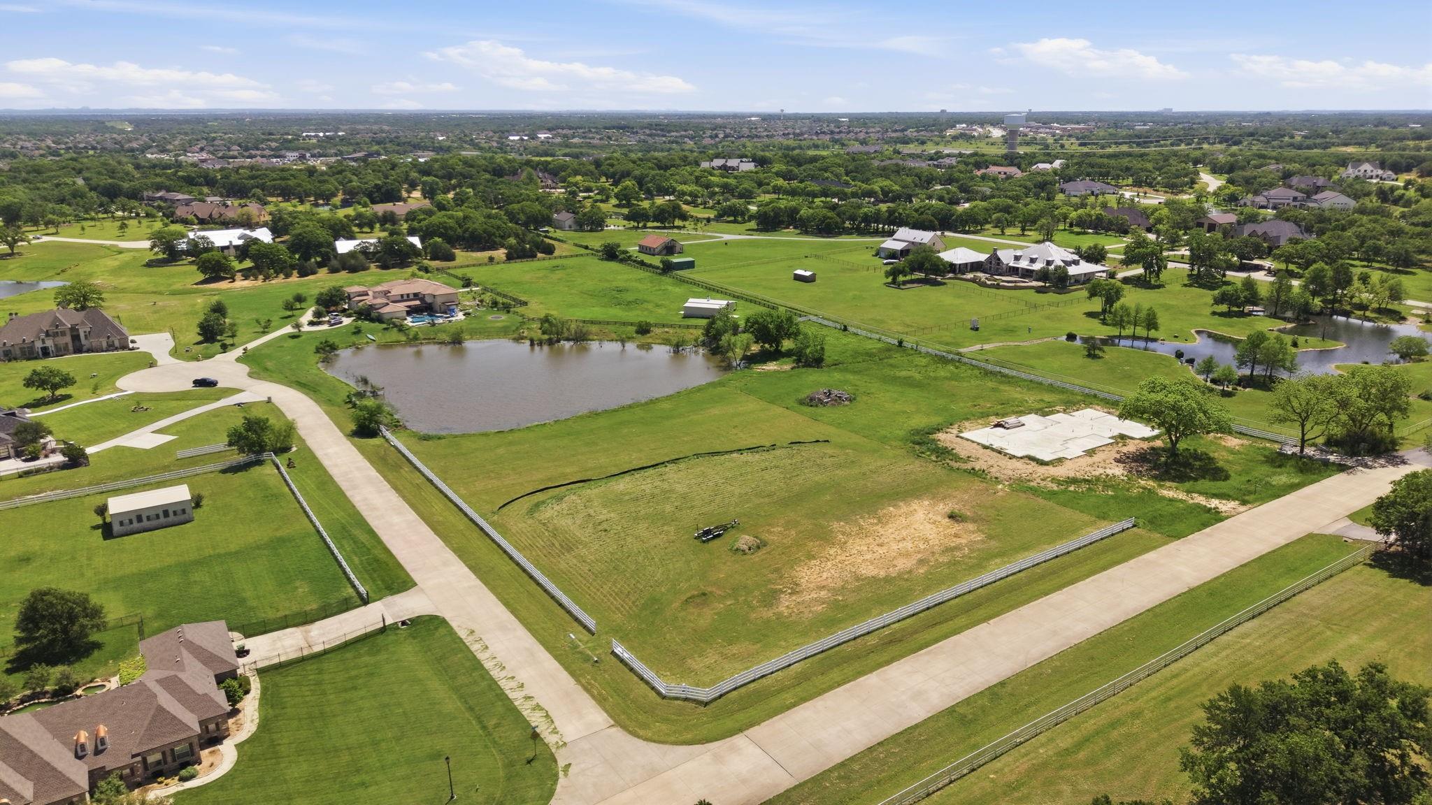 main property photo 10