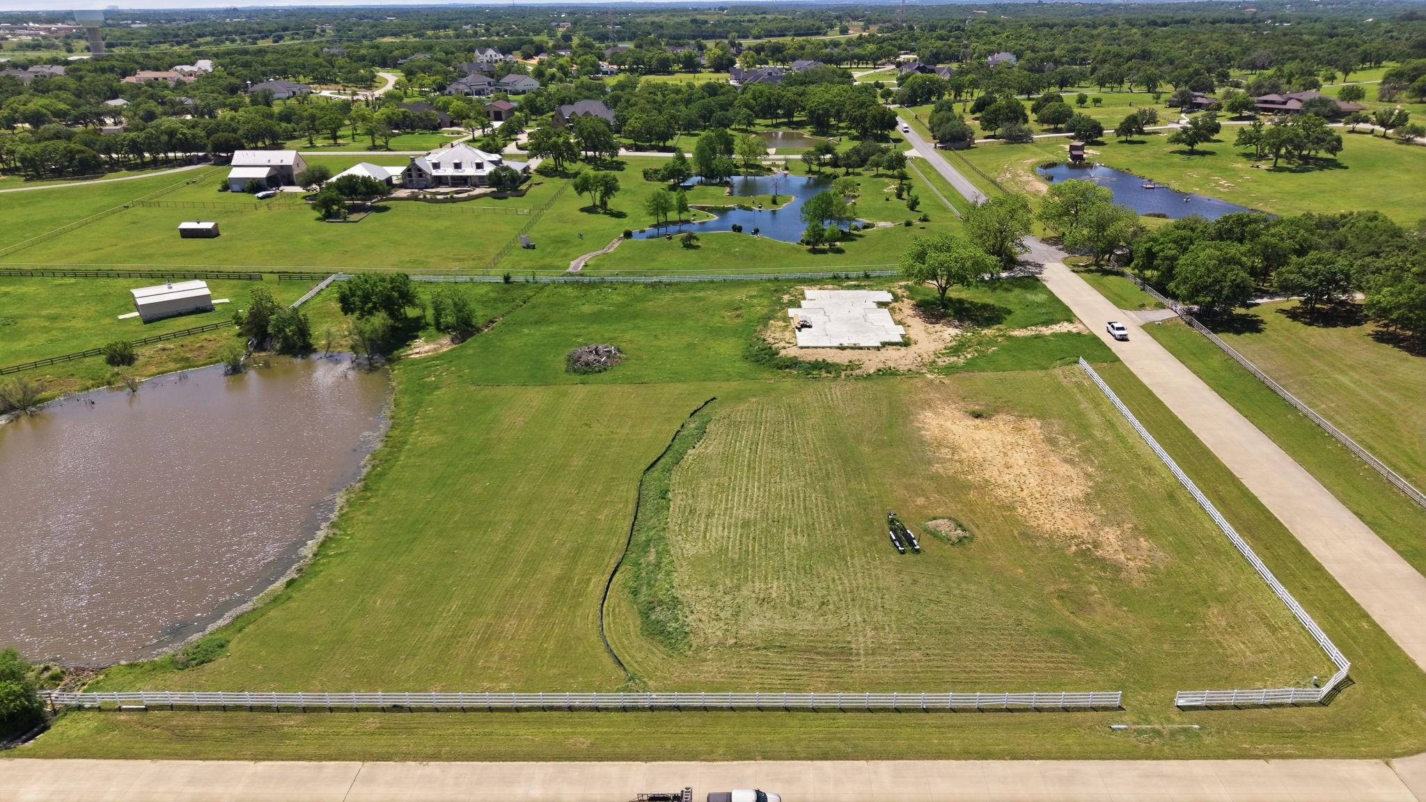 main property photo 12