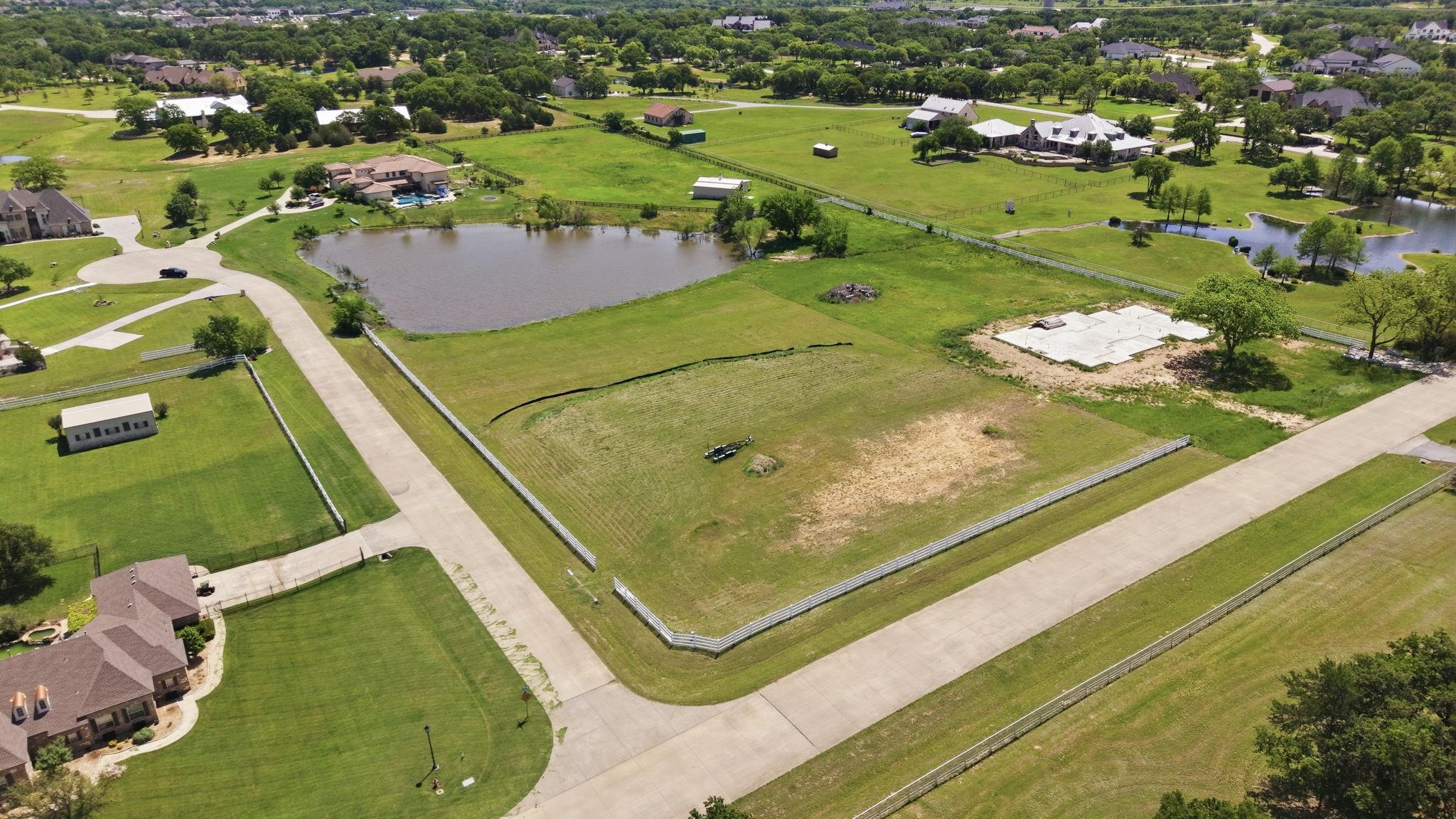 main property photo 9