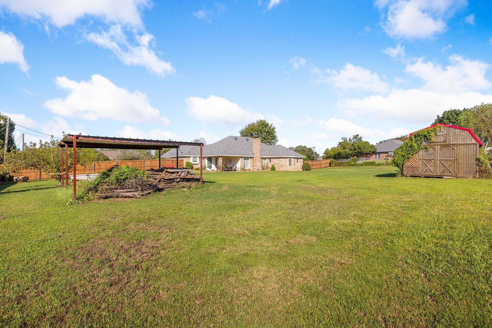 main property photo 25
