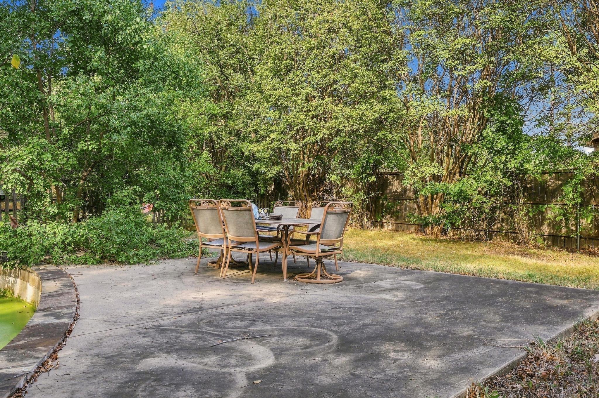 main property photo 27