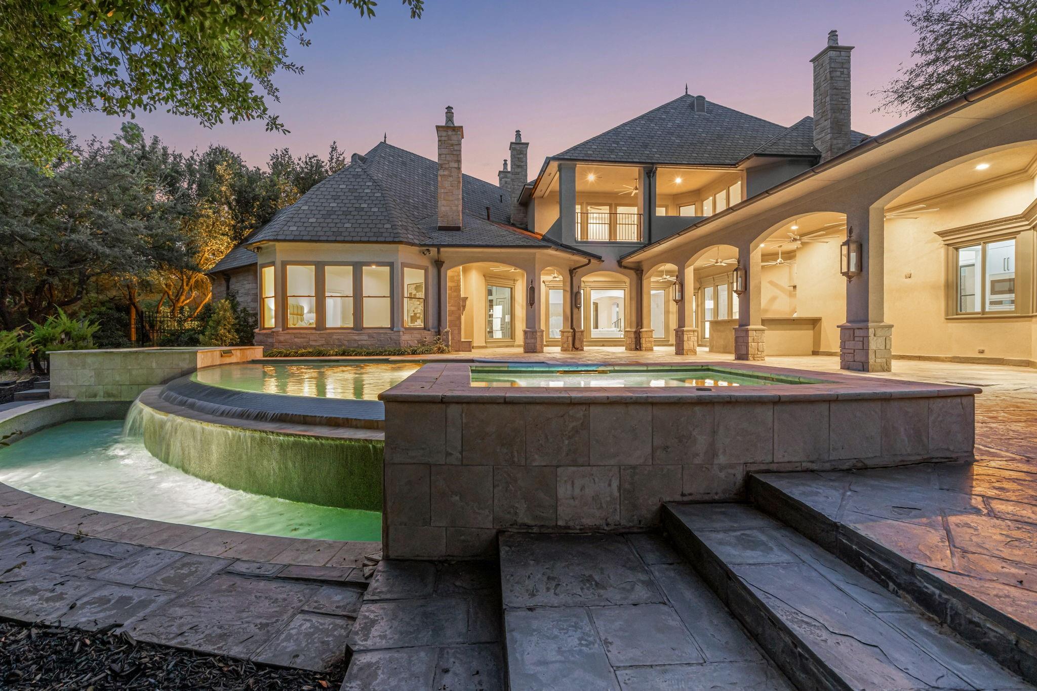 main property photo 36
