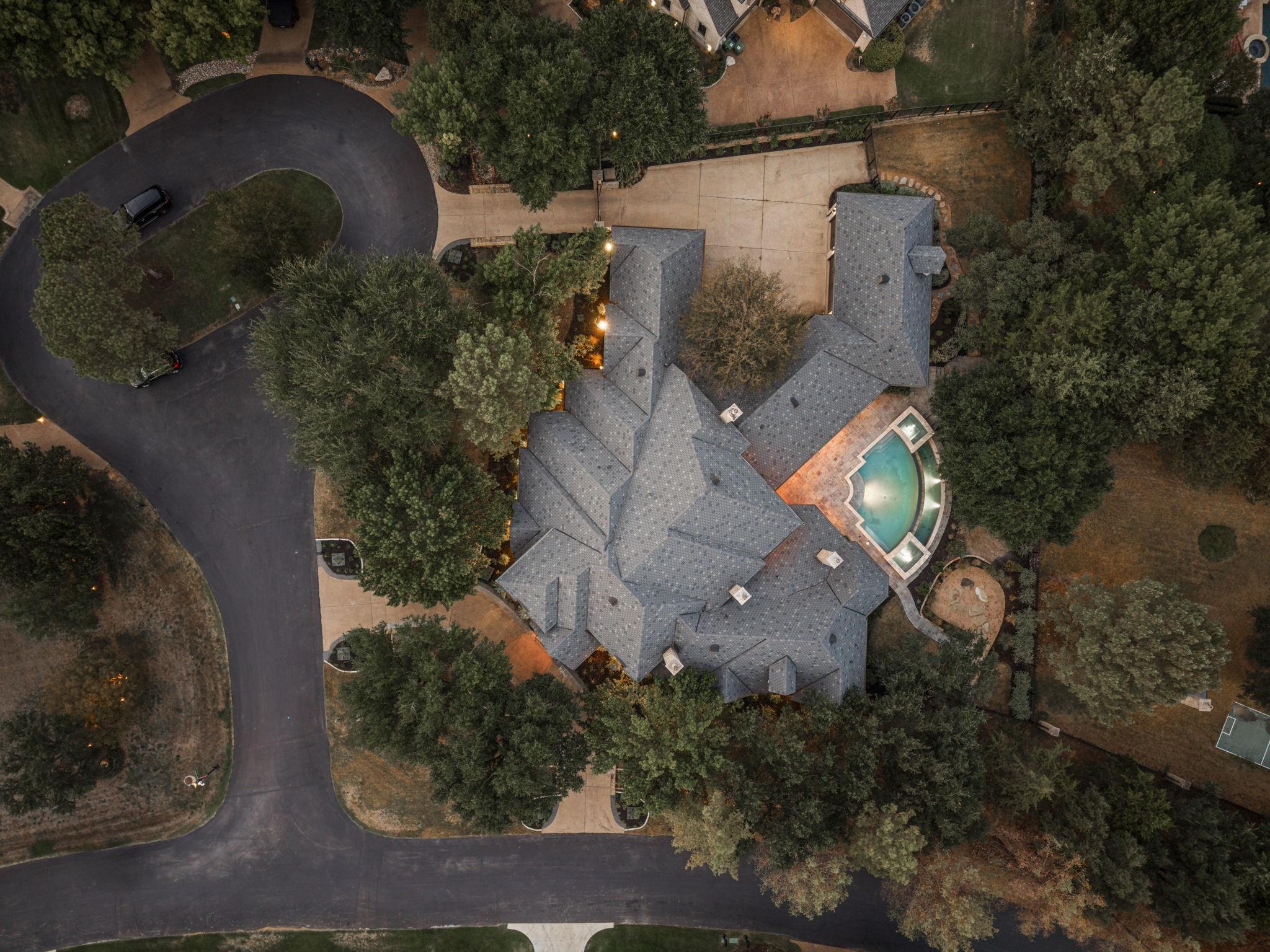 main property photo 37