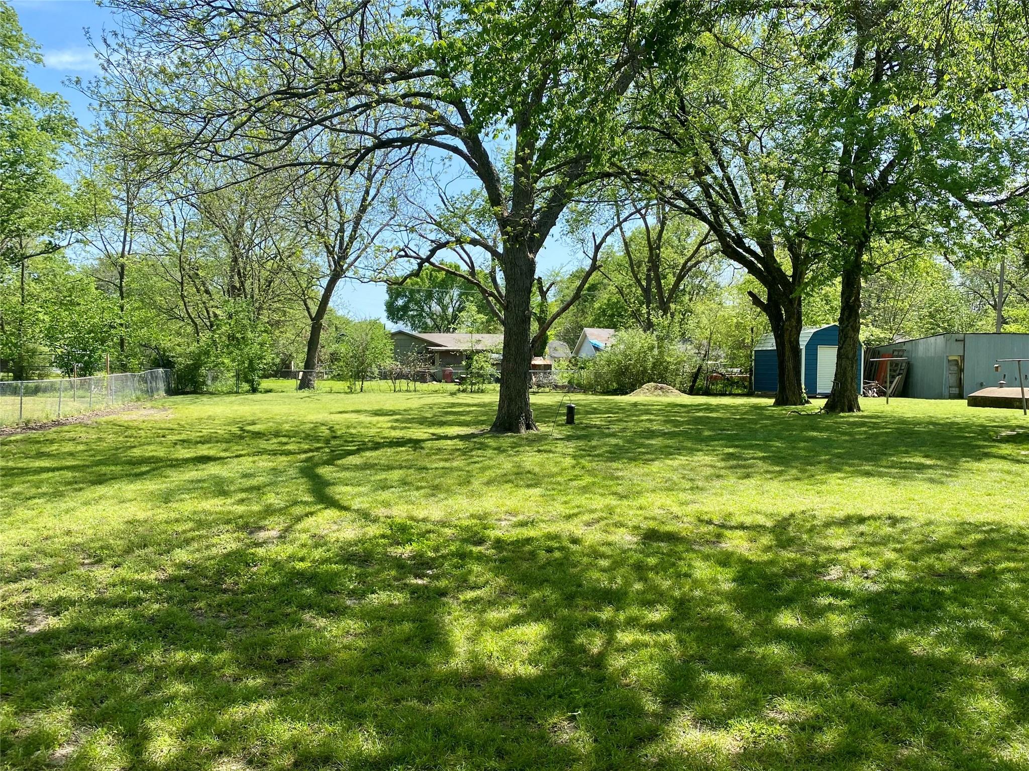 main property photo 16