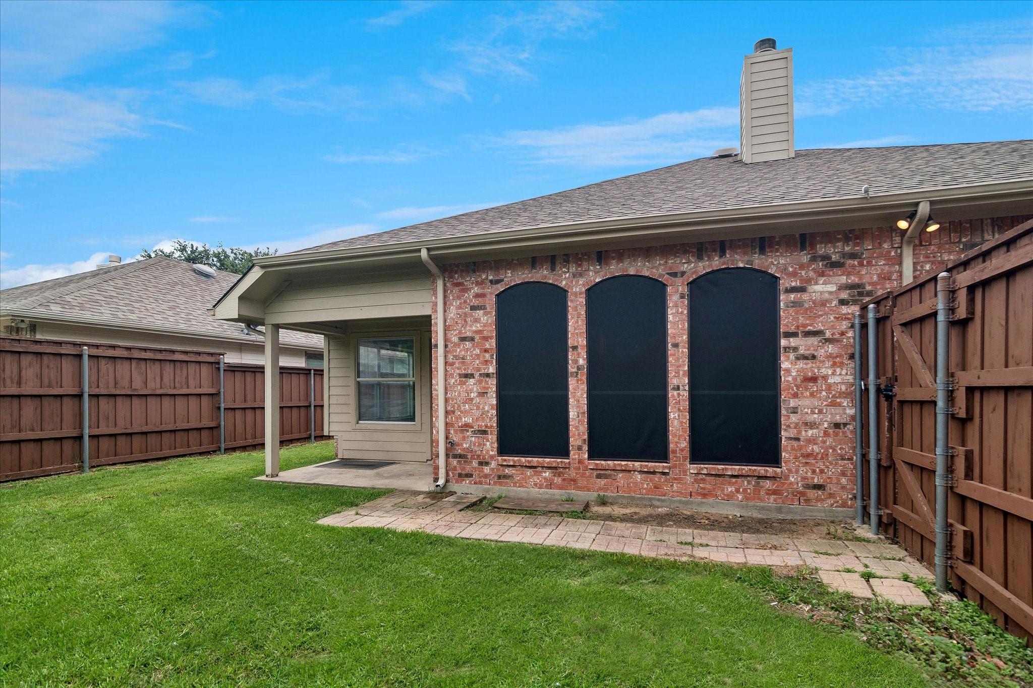 main property photo 17
