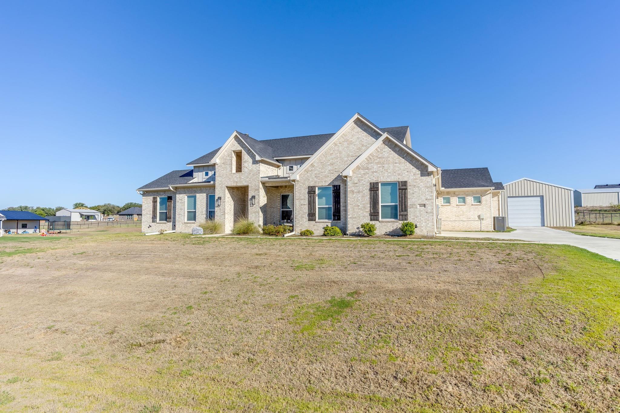 main property photo 2