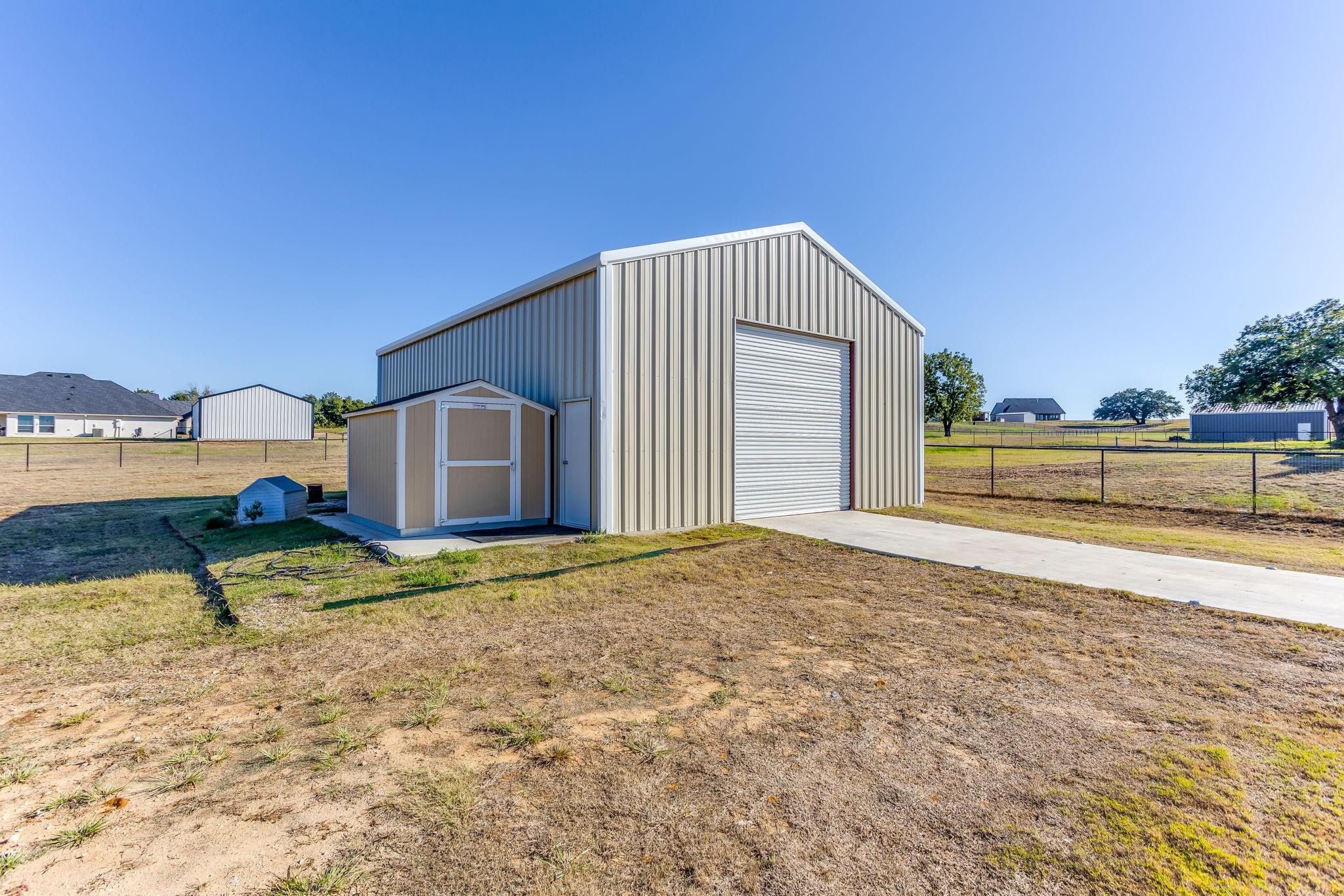 main property photo 33