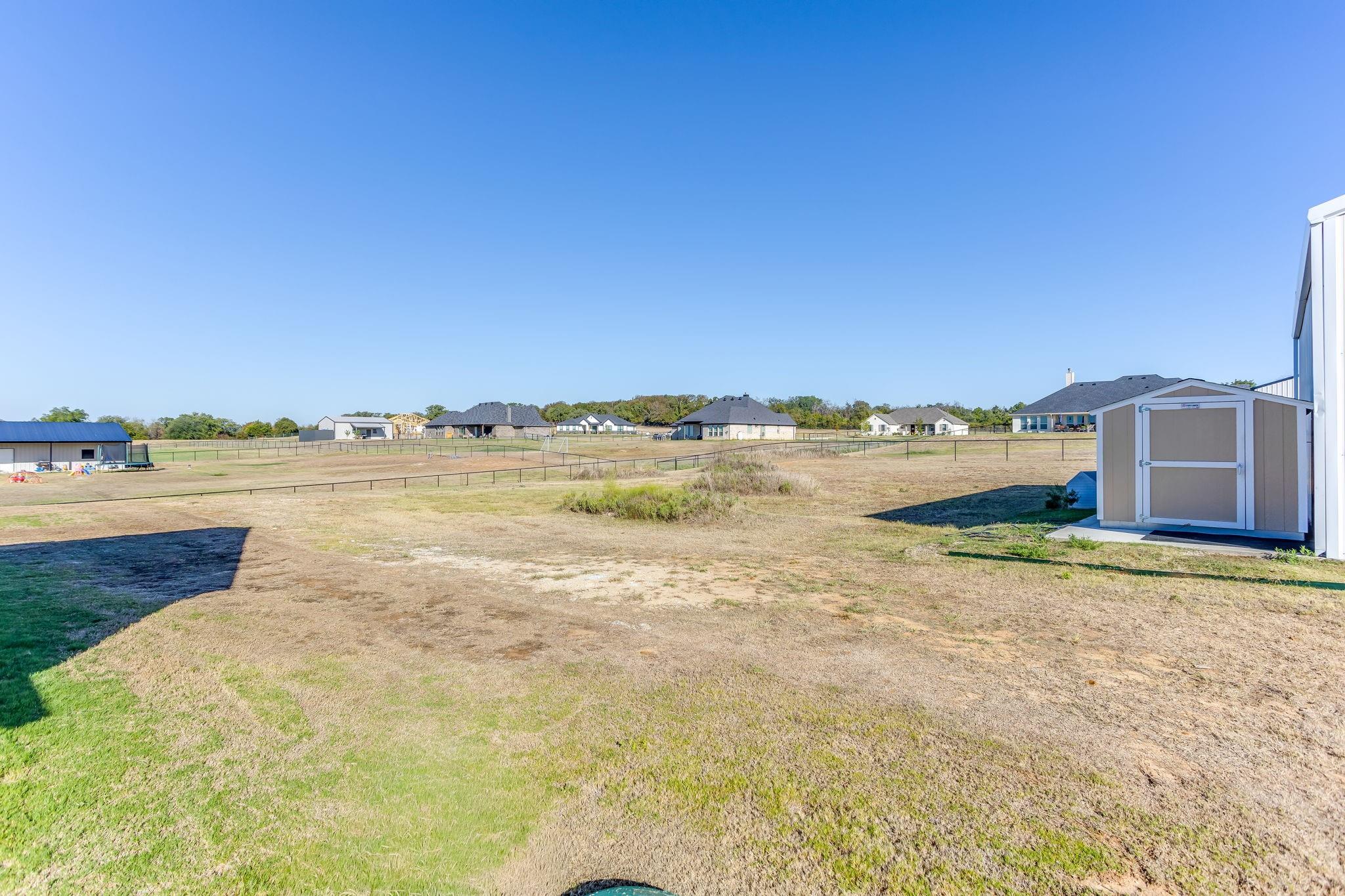 main property photo 34