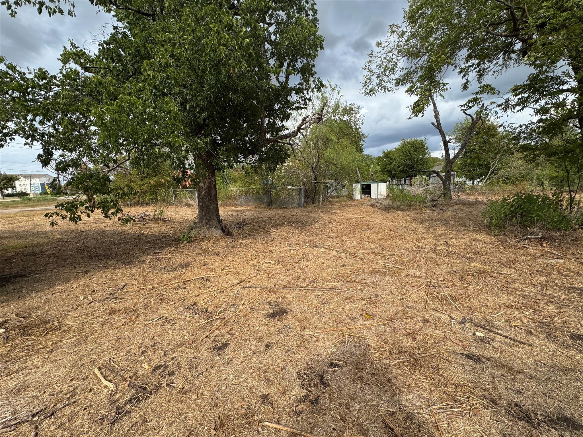 main property photo 14