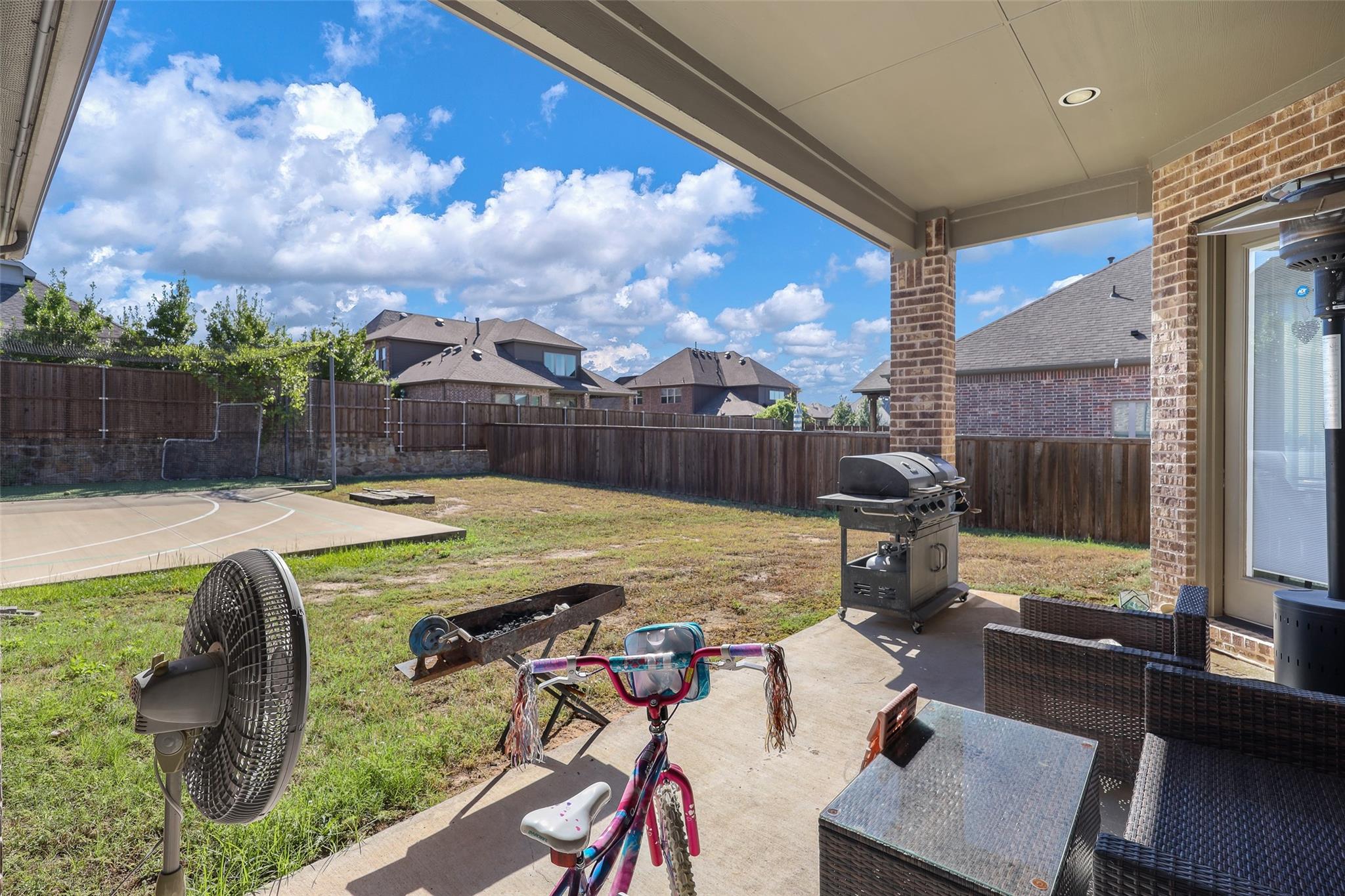 main property photo 32