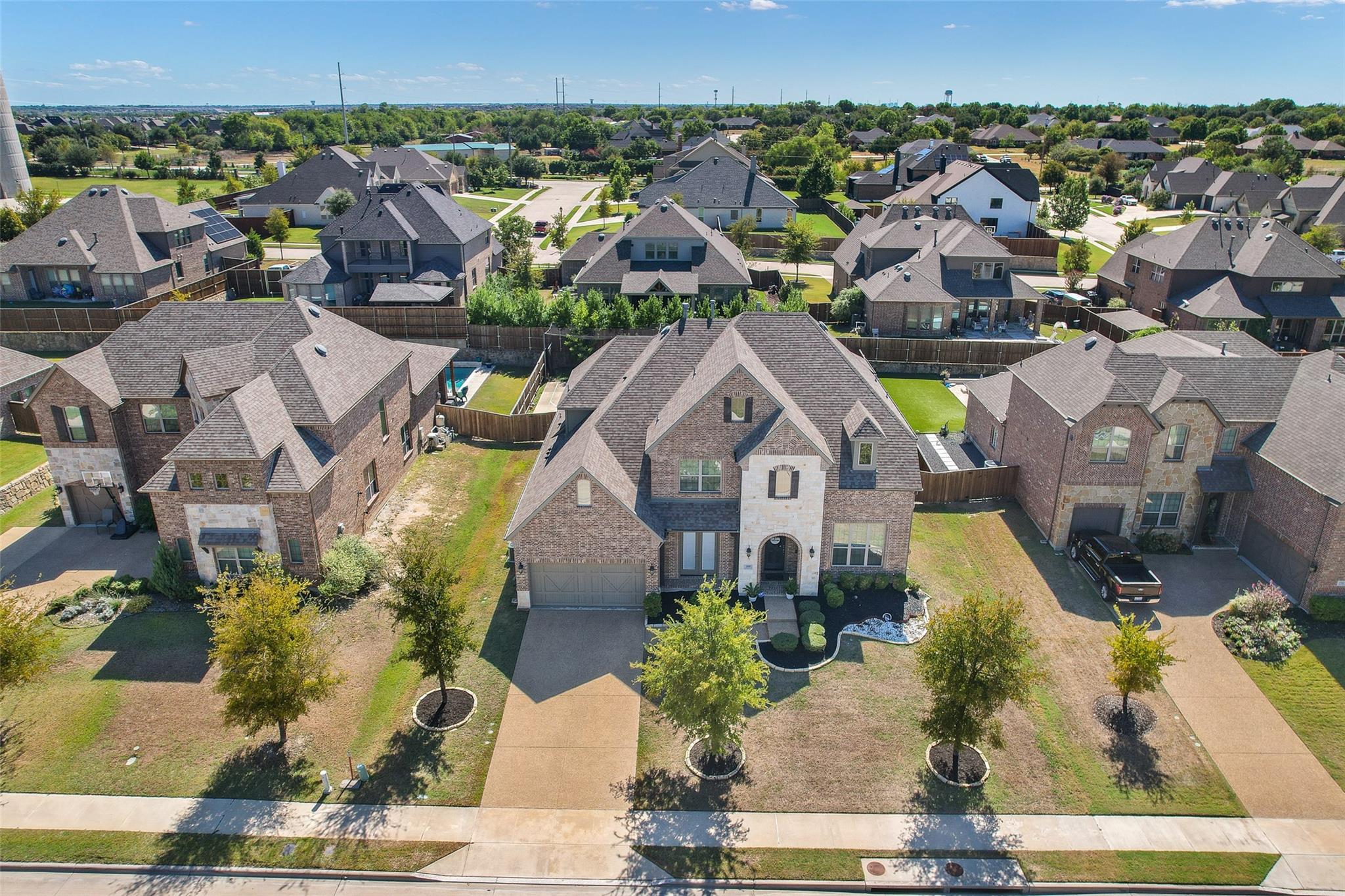 main property photo 37