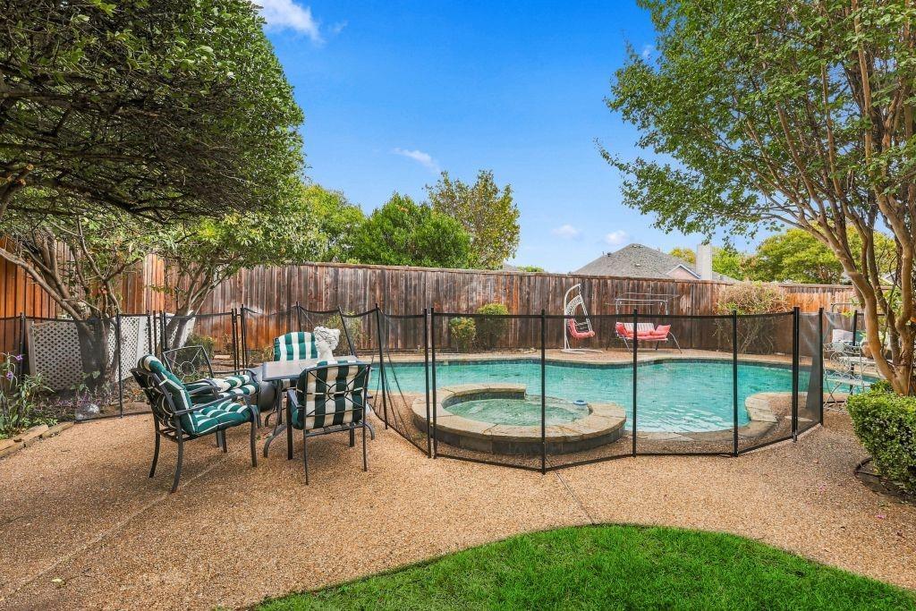 main property photo 28