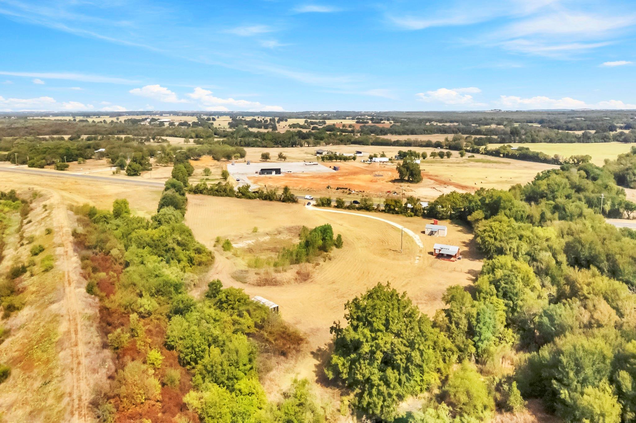 main property photo 7