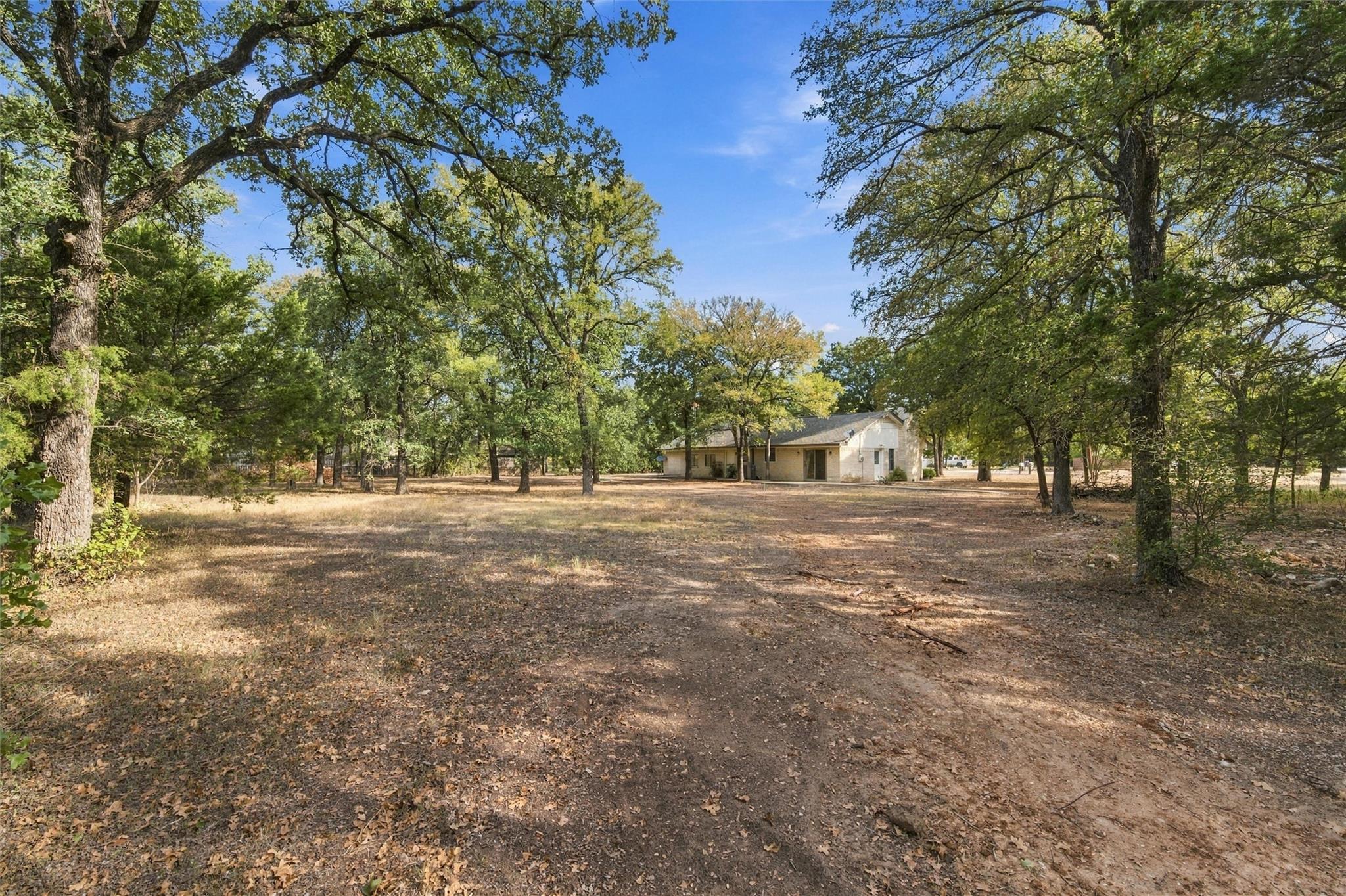 main property photo 23