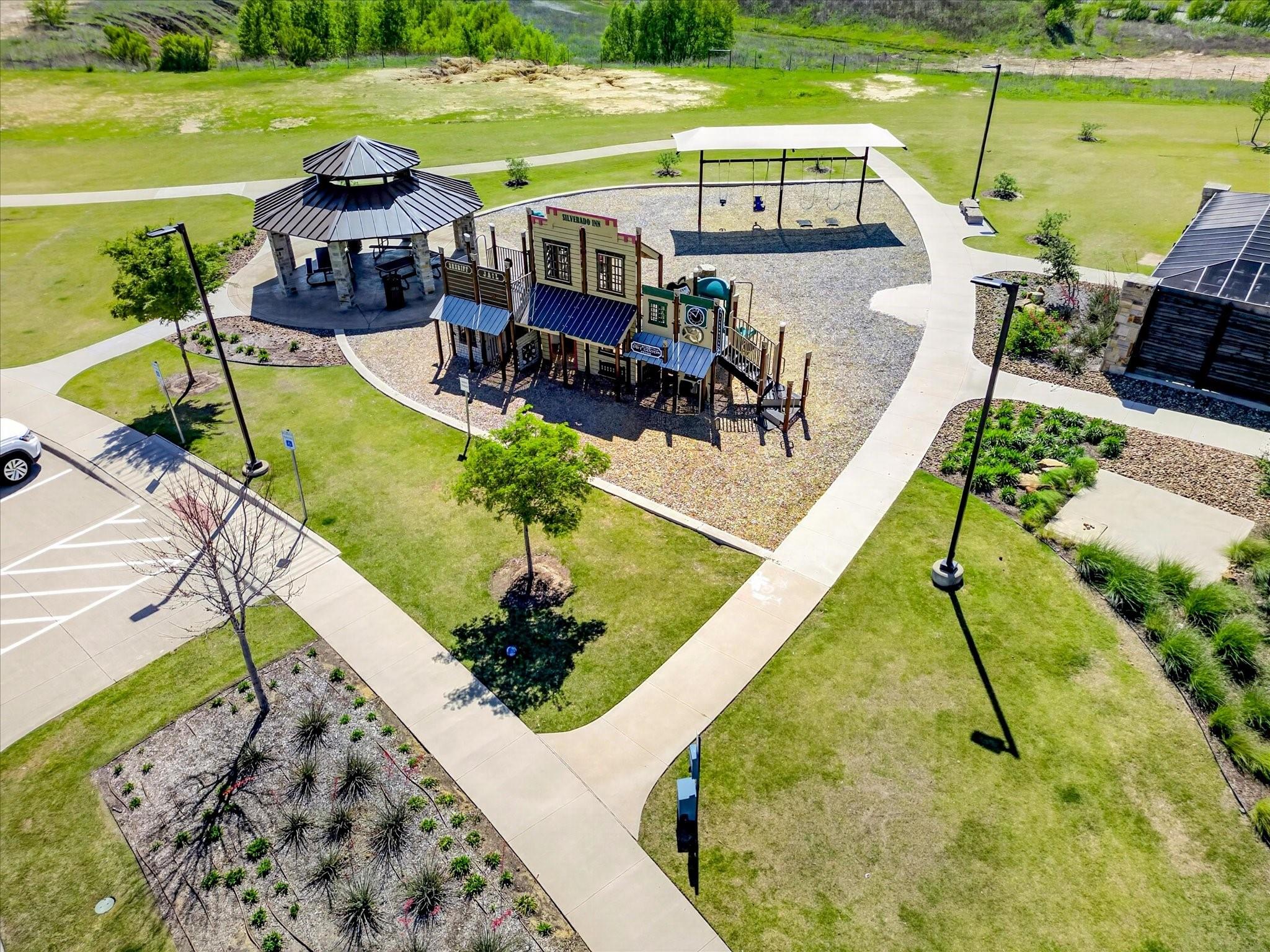 main property photo 38