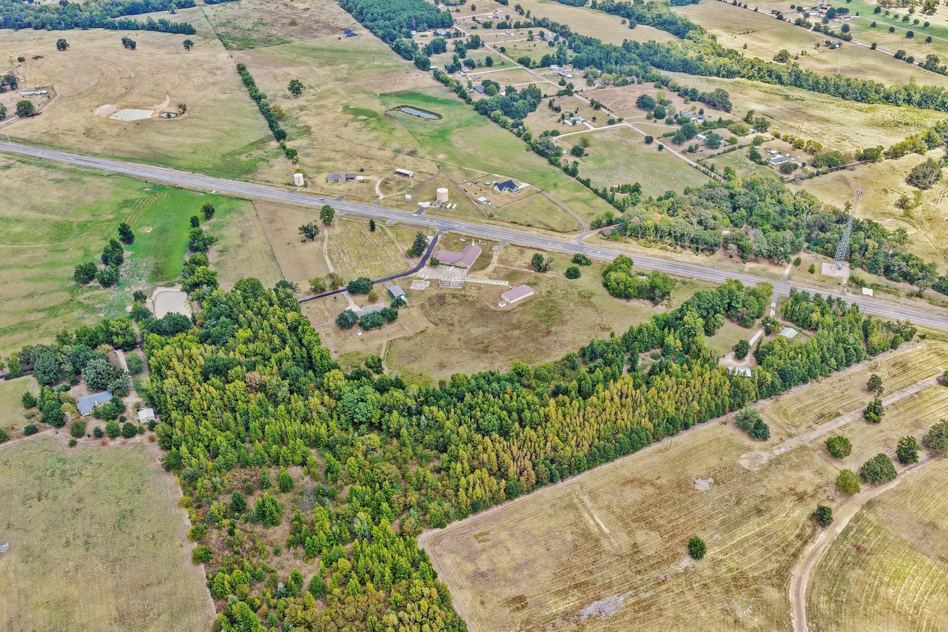 main property photo 7
