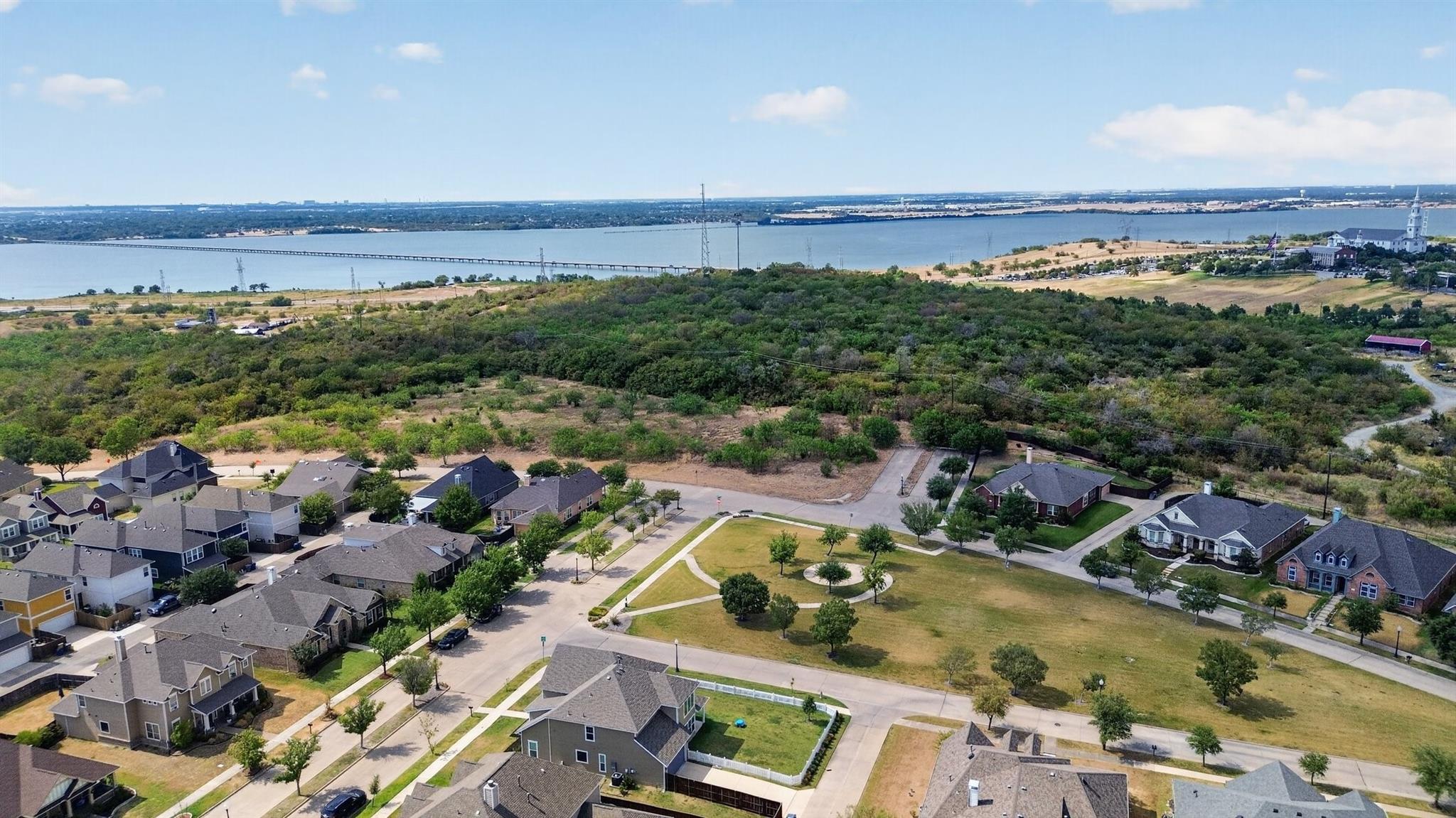 main property photo 38