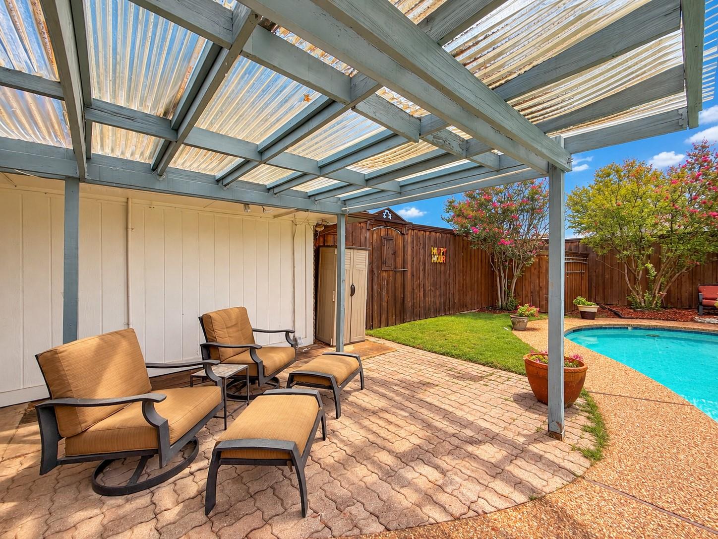 main property photo 19