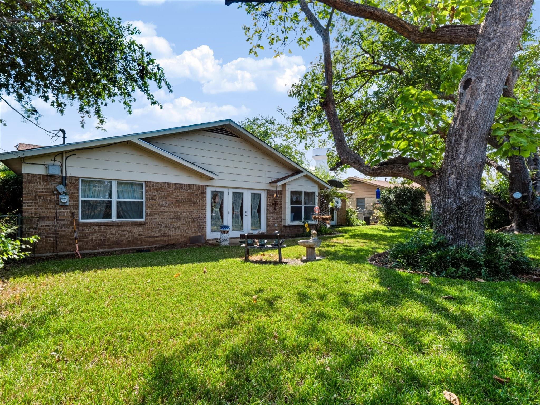 main property photo 24