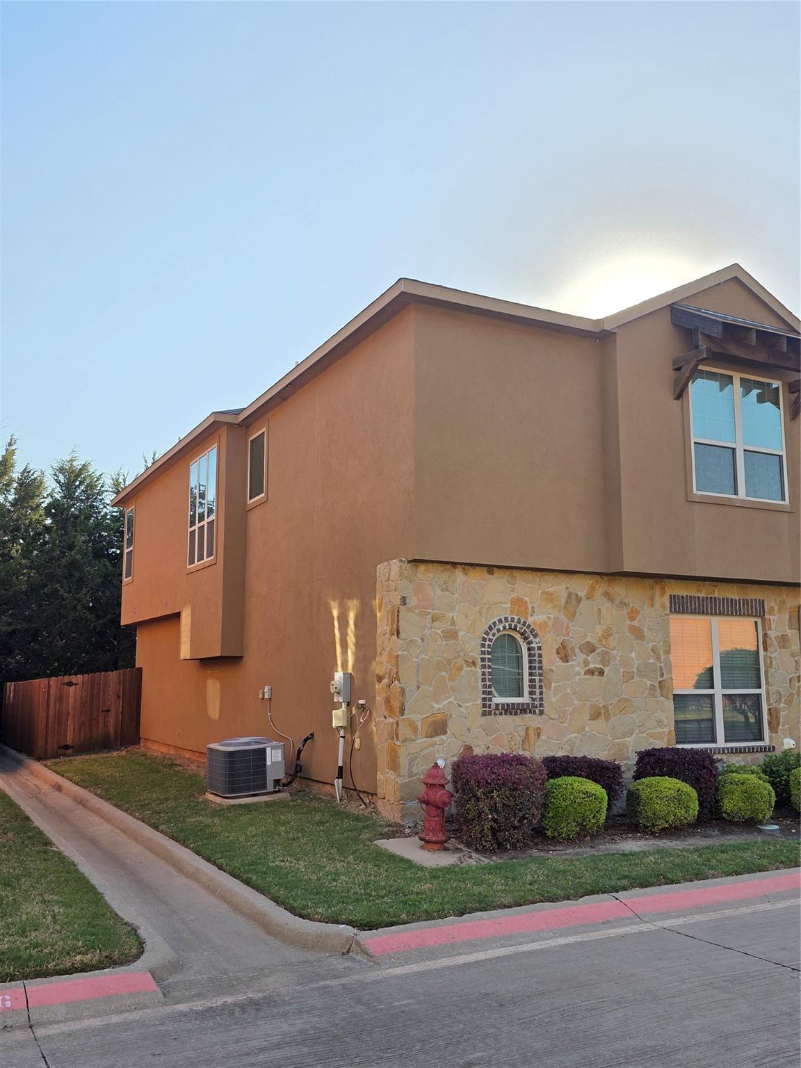 main property photo 15
