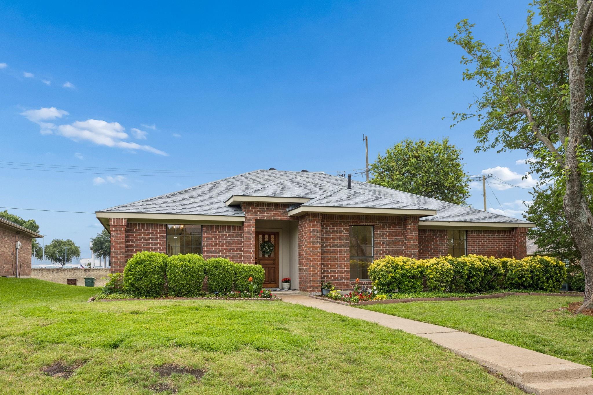 main property photo 32